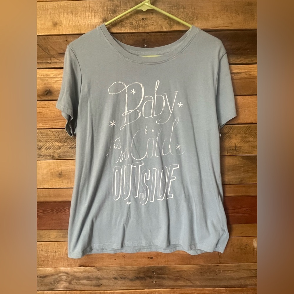 Casual Blue Graphic Tee for Women
